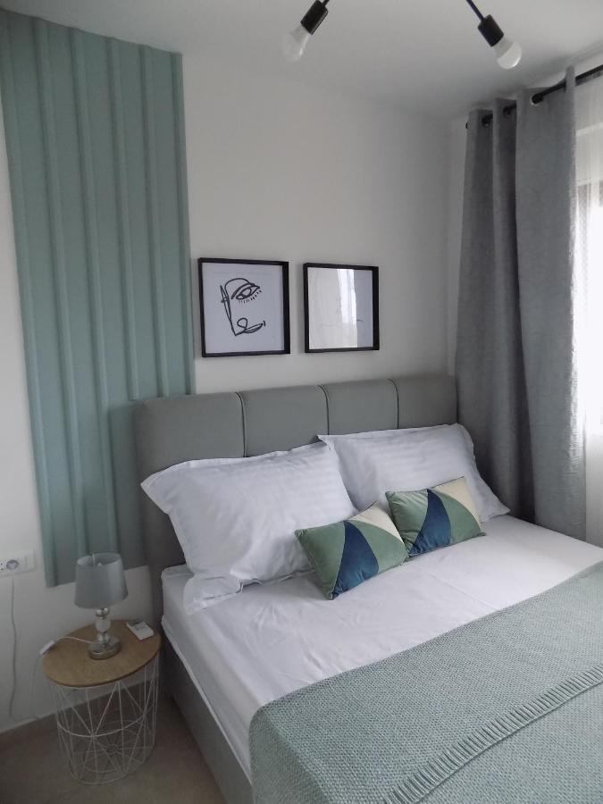Penthouse Aurelia, Rooftop Terrace & Jacuzzi Turanj Exterior foto